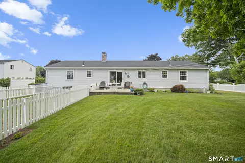 Exterior - 1520 River Blvd Ext, Suffield, CT 06078 photo 7 of 9