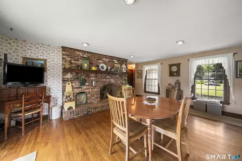 Dining - 1520 River Blvd Ext, Suffield, CT 06078 photo 1 of 3
