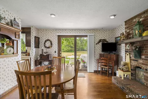 Dining - 1520 River Blvd Ext, Suffield, CT 06078 photo 2 of 3