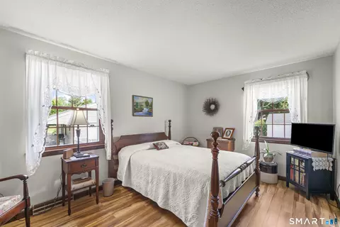 Bedroom - 1520 River Blvd Ext, Suffield, CT 06078 photo 4 of 5