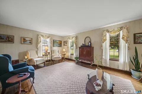 Living - 1520 River Blvd Ext, Suffield, CT 06078 photo 3 of 5