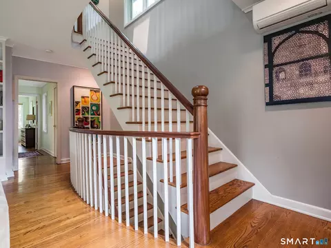 Entry Way - 33 Madison Ave, Madison, CT 06443 photo 2 of 2