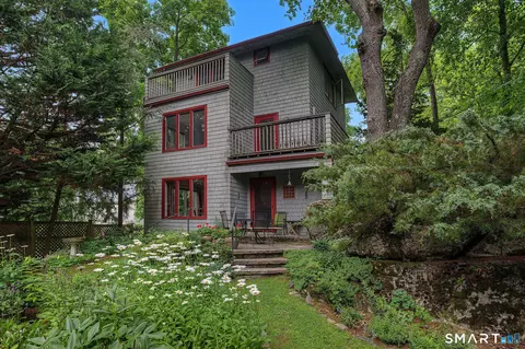 Exterior - 33 Madison Ave, Madison, CT 06443 photo 3 of 11