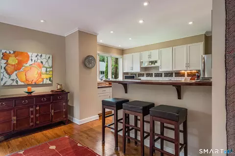 Kitchen - 33 Madison Ave, Madison, CT 06443 photo 1 of 3