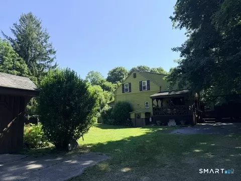 Exterior - 528 Norwich Rd, Plainfield, CT 06374 photo 4 of 14