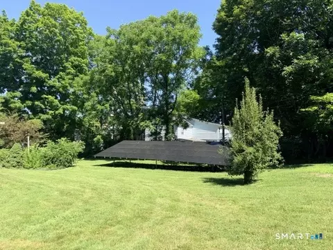 Exterior - 528 Norwich Rd, Plainfield, CT 06374 photo 13 of 14