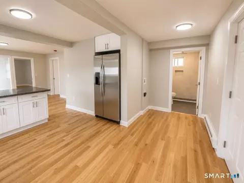 Entry Way - 502 E Main St, Norwich, CT 06360 photo 2 of 5