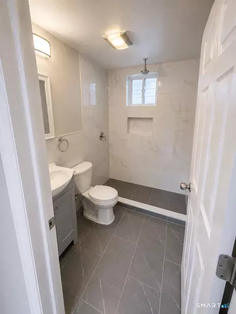 Bath - 502 E Main St, Norwich, CT 06360 photo 3 of 5