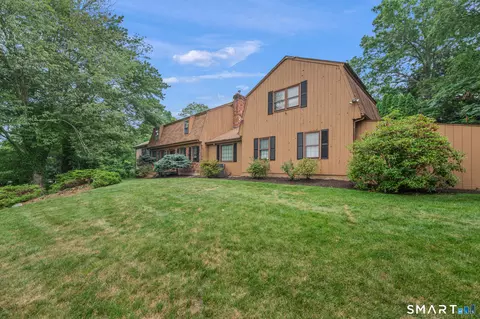 4898 Main St, Stratford, CT 06614