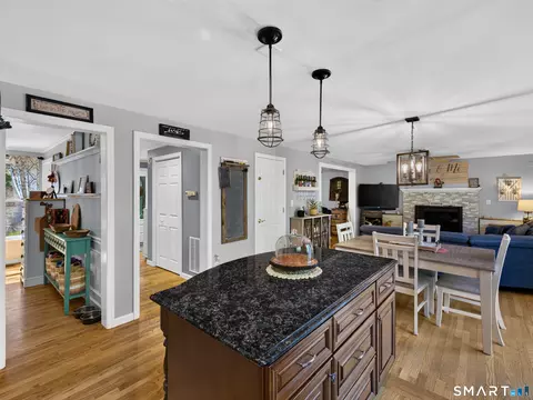 Kitchen - 31 Martleshamheath Ln, Madison, CT 06443 photo 5 of 6