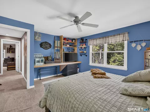 Bedroom - 31 Martleshamheath Ln, Madison, CT 06443 photo 6 of 8