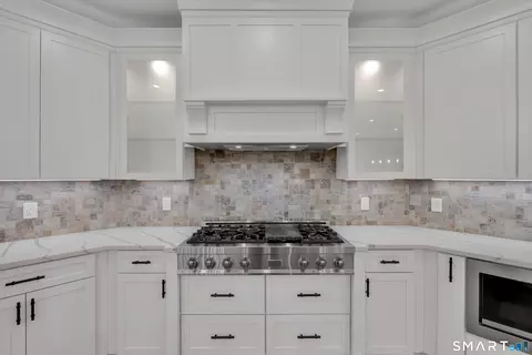 Kitchen - 7 Thamesview Pentway Pentway, Gales Ferry, CT 06335 photo 1 of 5