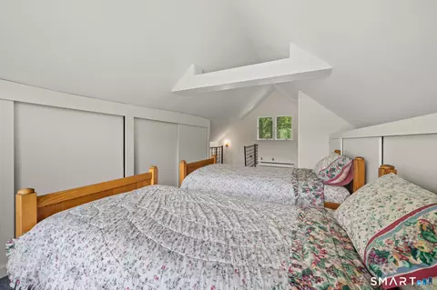 Bedroom - 752 Lake Dr, Winchester, CT 06098 photo 6 of 6