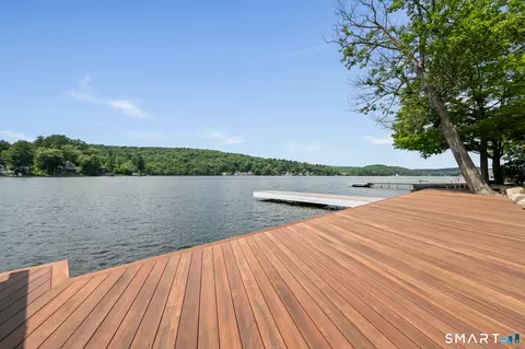 Exterior - 752 Lake Dr, Winchester, CT 06098 photo 2 of 8