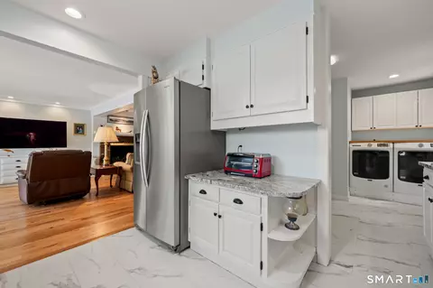 Kitchen - 752 Lake Dr, Winchester, CT 06098 photo 3 of 5
