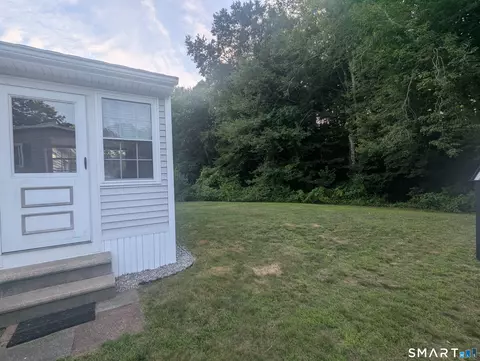 Exterior - 11 Old Forge Rd, Westbrook, CT 06498 photo 2 of 6