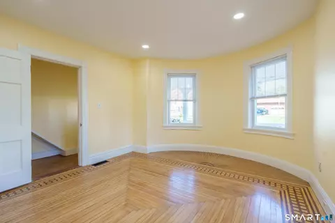Living - 49 High St, Killingly, CT 06239 photo 2 of 9