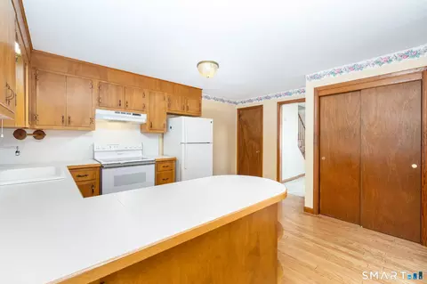 155 Spring St #155, Wethersfield, CT 06109 photo 10