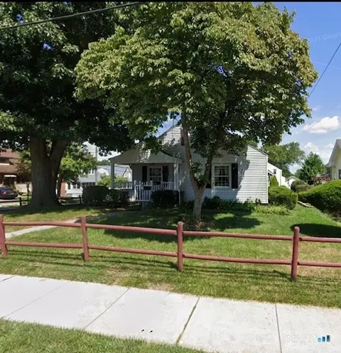 231 Stratford Rd, New Britain, CT 06053