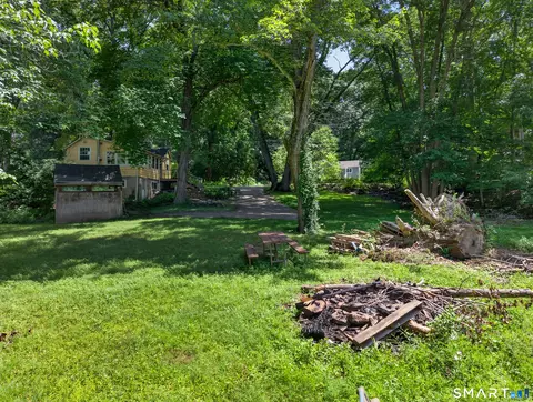Exterior - 69 River Rd, Clinton, CT 06413 photo 5 of 21
