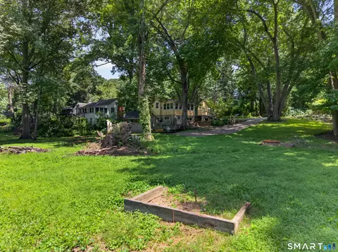 Exterior - 69 River Rd, Clinton, CT 06413 photo 4 of 21
