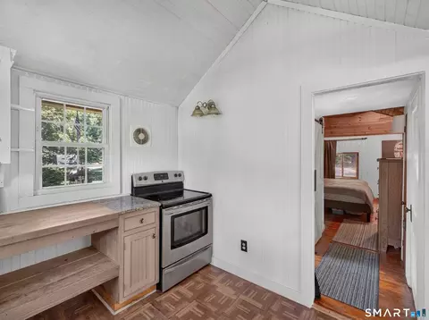 Entry Way - 69 River Rd, Clinton, CT 06413 photo 2 of 2