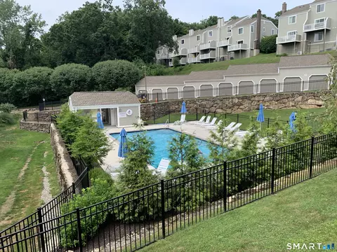 71 Aiken St #O3, Norwalk, CT 06851