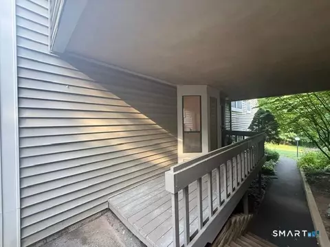 17 Beecher Ln #17, Rocky Hill, CT 06067