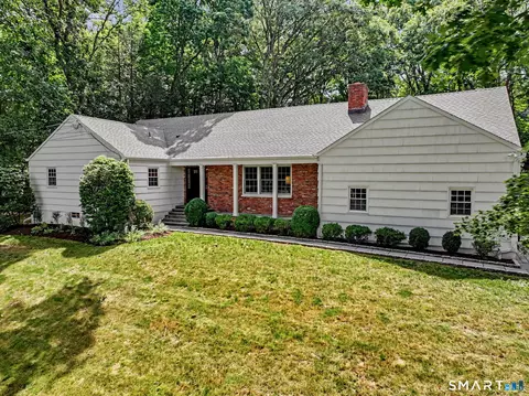 101 Studio Rd, Stamford, CT 06903