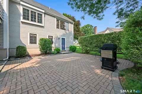 Exterior - 28 Hayrake Dr, Wethersfield, CT 06109 photo 4 of 7