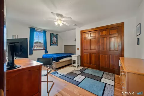 Bedroom - 28 Hayrake Dr, Wethersfield, CT 06109 photo 4 of 4