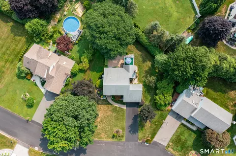 View/Area - 28 Hayrake Dr, Wethersfield, CT 06109 photo 3 of 4