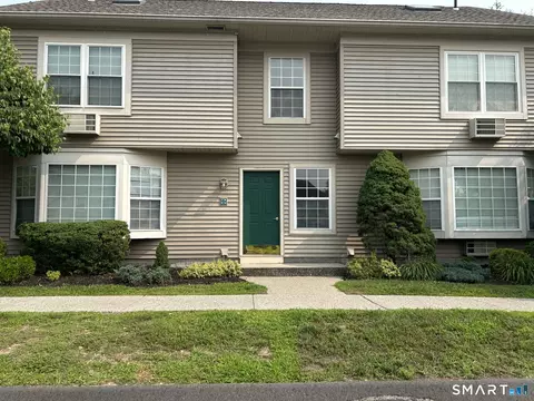 15 Glen Ridge Ct #15, New Milford, CT 06776