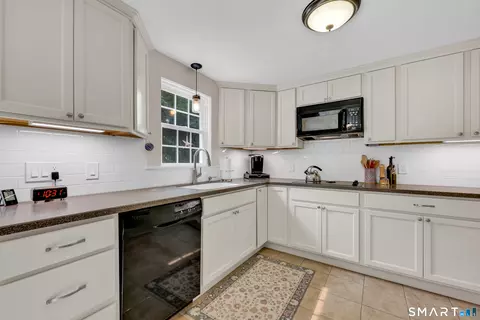 Kitchen - 65 E Hill Rd, Canton, CT 06019 photo 4 of 4