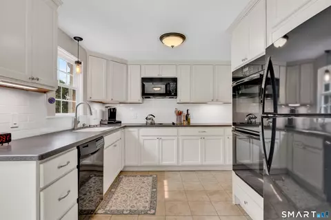 Kitchen - 65 E Hill Rd, Canton, CT 06019 photo 3 of 4