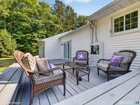 Exterior - 252 Cow Hill Rd # -A, Clinton, CT 06413 photo 5 of 7
