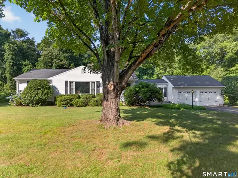 Exterior - 252 Cow Hill Rd # -A, Clinton, CT 06413 photo 7 of 7