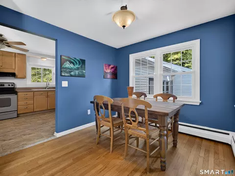 Dining - 252 Cow Hill Rd # -A, Clinton, CT 06413 photo 2 of 3
