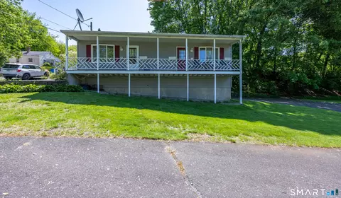 51 Sunbeam Ave, Waterbury, CT 06705