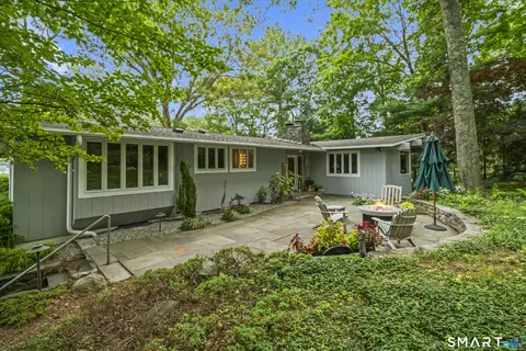 24 Mallard Point Rd, Essex, CT 06426