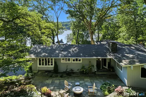 24 Mallard Point Rd, Essex, CT 06426