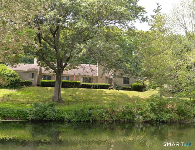 16 Heritage Vlg #A, Southbury, CT 06488