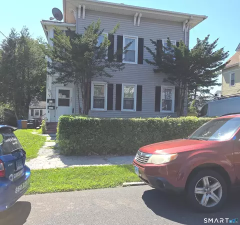 111 Linwood St, New Britain, CT 06052