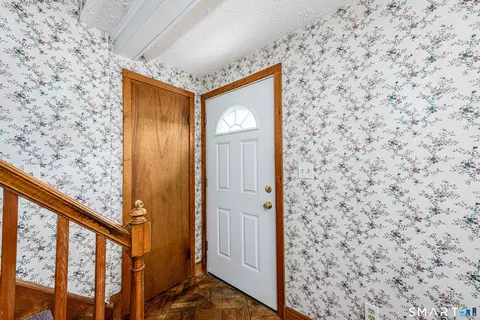 Entry Way - 93 Pool Rd, North Haven, CT 06473 photo 1 of 3