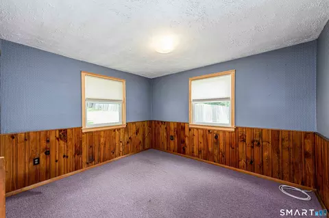 Bedroom - 93 Pool Rd, North Haven, CT 06473 photo 5 of 15