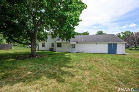 Exterior - 93 Pool Rd, North Haven, CT 06473 photo 6 of 8
