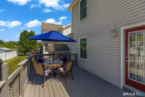 Exterior - 104 Benjamin Ct #104, Windsor, CT 06095 photo 8 of 8