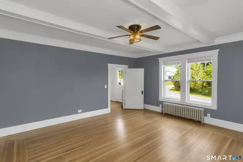 Living - 320 Mapleton Ave, Suffield, CT 06078 photo 1 of 5