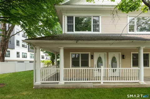 20 Cross St #10, Westport, CT 06880