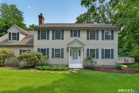115 Luther Dr, Southbury, CT 06488